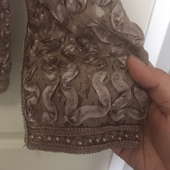 2 Piece Jacket and Pant suit in shades of taupe and brown. Pant is M. Jkt is XL - Picture 4 of 12